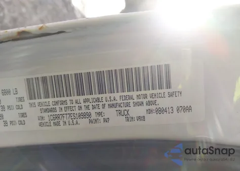2014 Ram 1500 Express z USA, uszkodzony, nr VIN 1C6RR7FT7ES109890